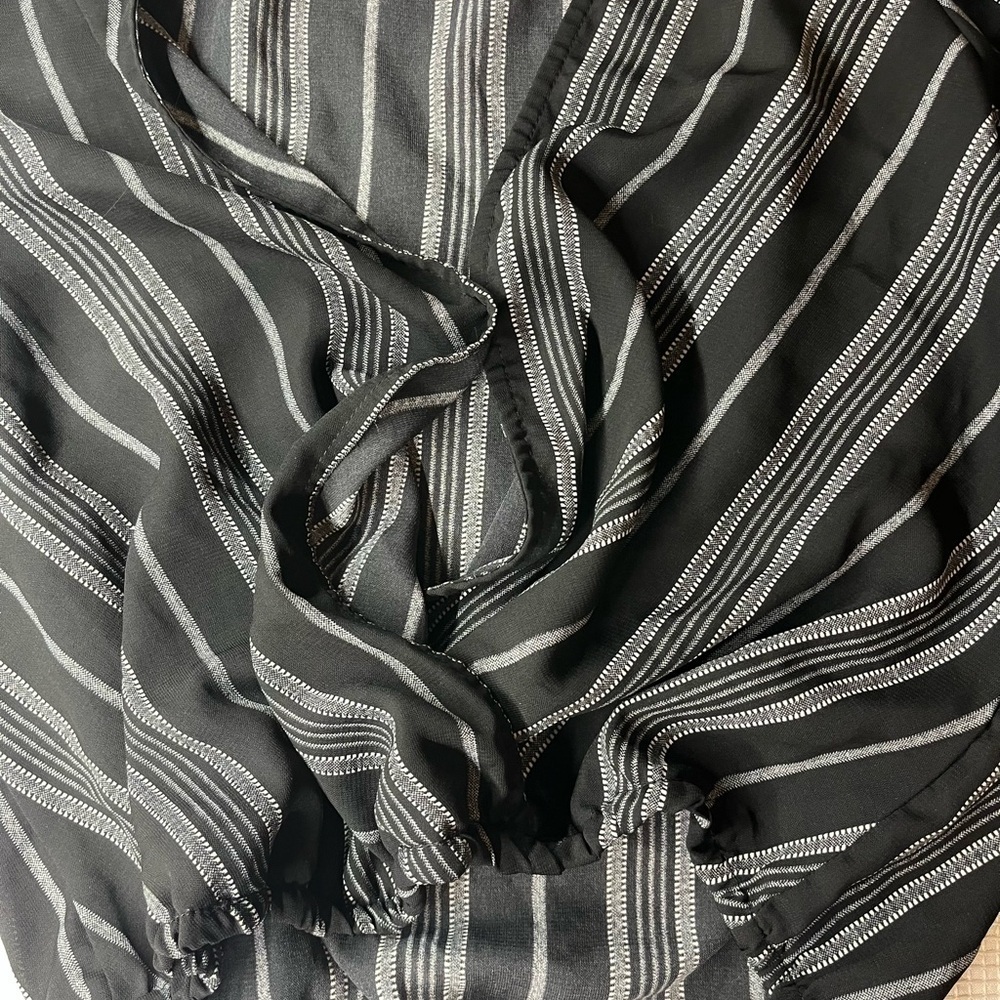 Sadie & Sage Striped Crop Top Women’s Sz M - Picture 6 of 11